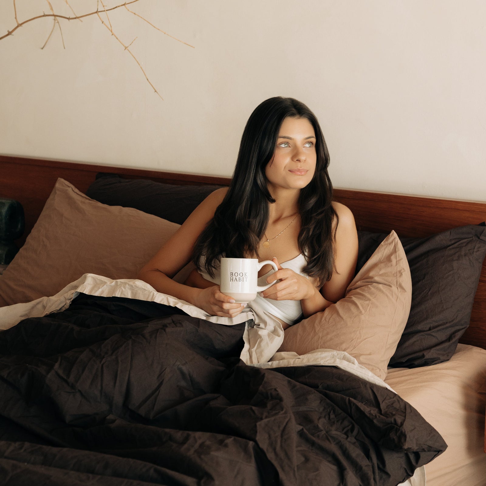How to Create a Calm Home with Earthy, Minimalist Interior Design