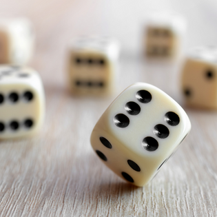  Rolling dice